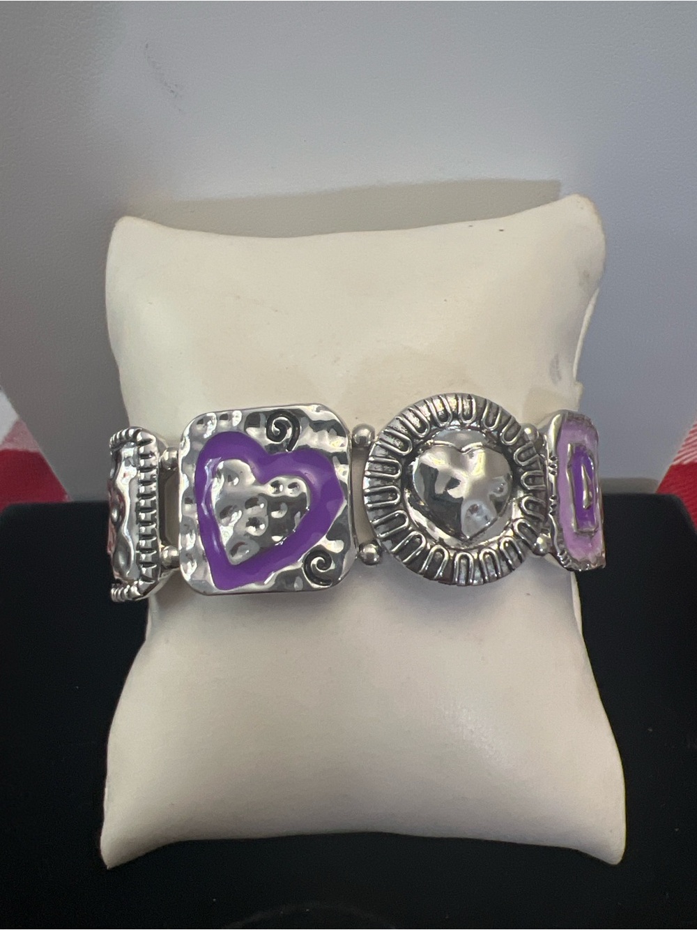 paparazzi Silver-Tone Stretch Bracelet with Purple Enamel Hearts - Picture 3 of 3
